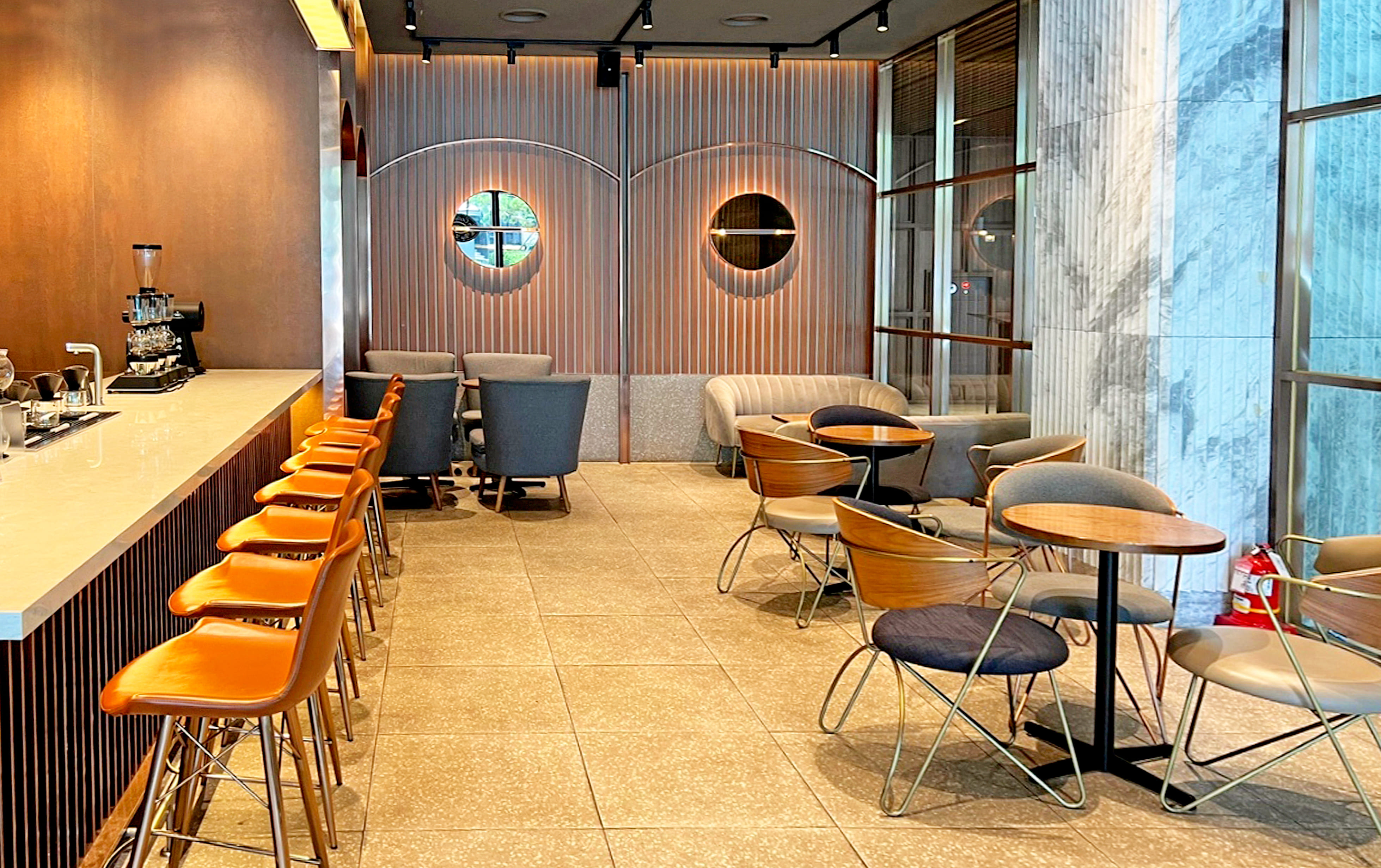 커피빈 이태원몬드리안호텔점