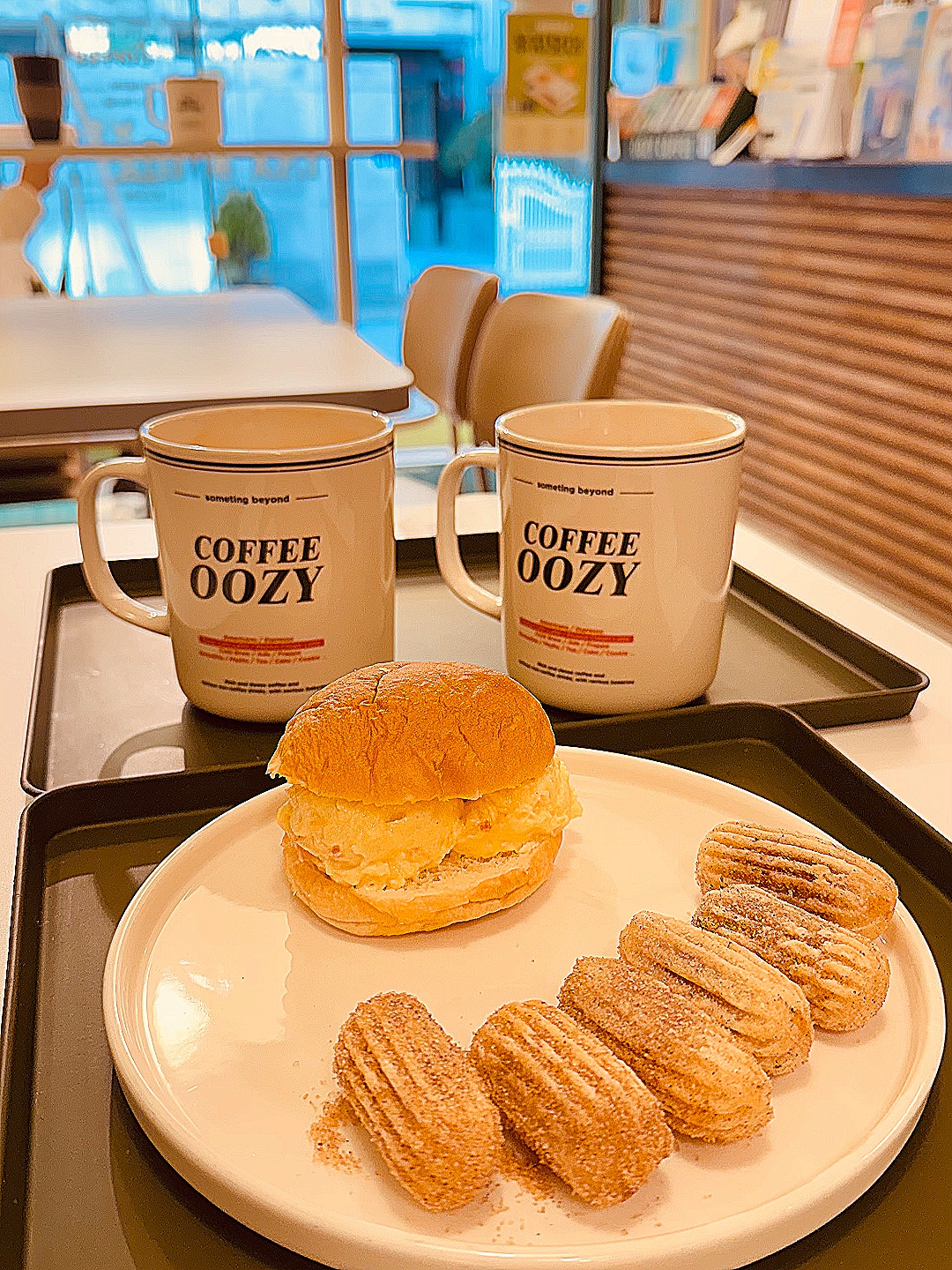 우지커피 홍대동교점