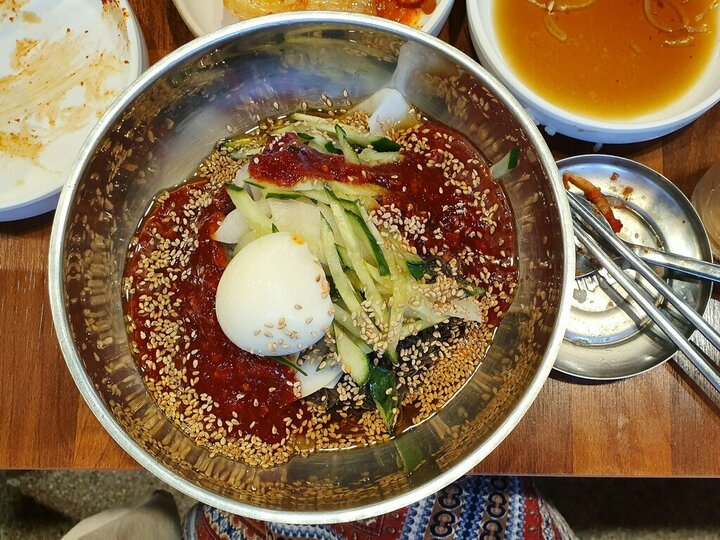 동백정육점식당