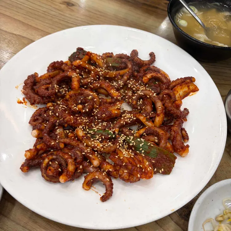 옹기미가낙지수제비해물탕찜