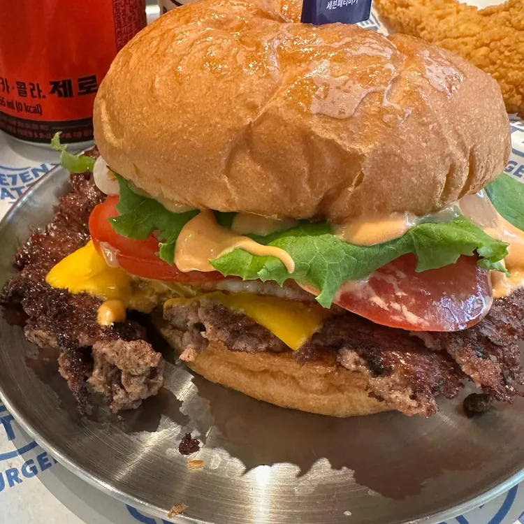 세븐패티버거 압구정로데오점