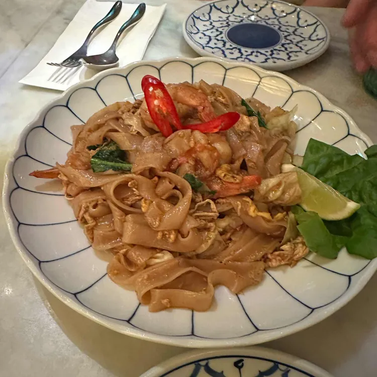 밀도 현대백화점압구정본점