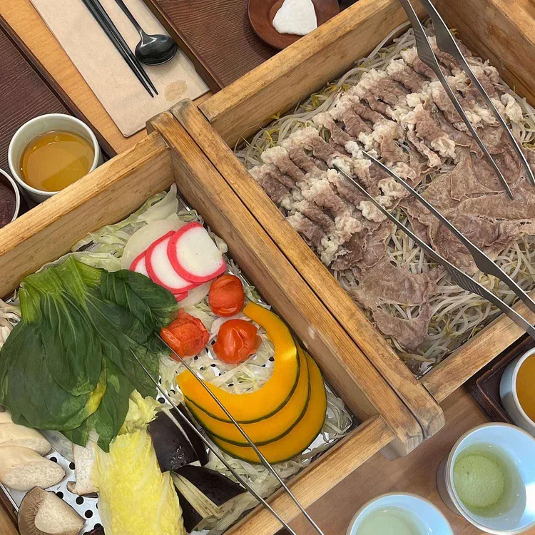 머무를 정 세이로무시